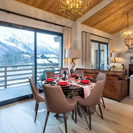 La Cordee 124 - Year Chamonix