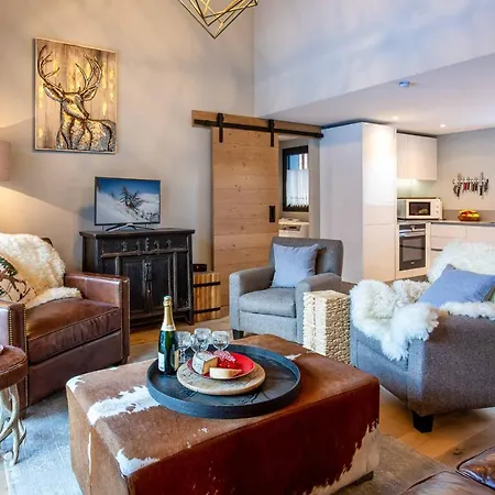 La Cordee 124 - Year *