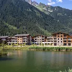 La Cordee 124 - Year