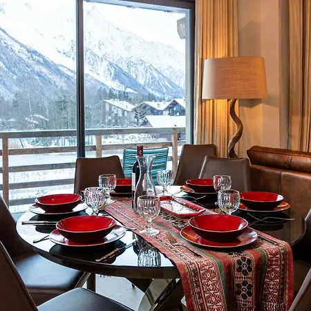 La Cordee 124 - Year