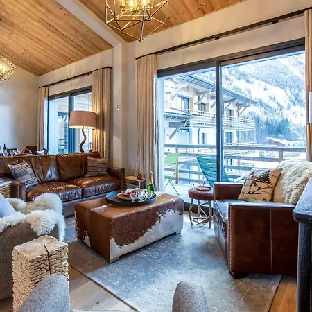 La Cordee 124 - Year * Chamonix
